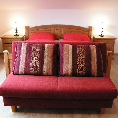 Stadecken-Elsheim Ferienappartements Bernhart מראה חיצוני תמונה