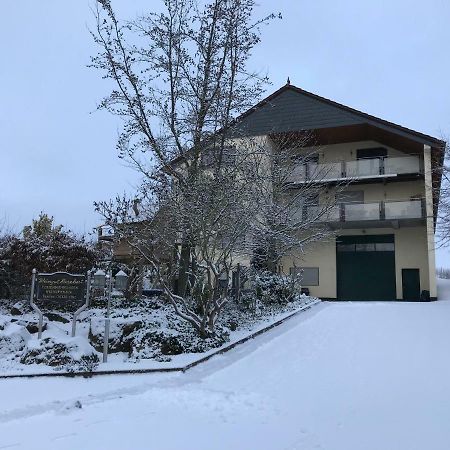 Stadecken-Elsheim Ferienappartements Bernhart מראה חיצוני תמונה